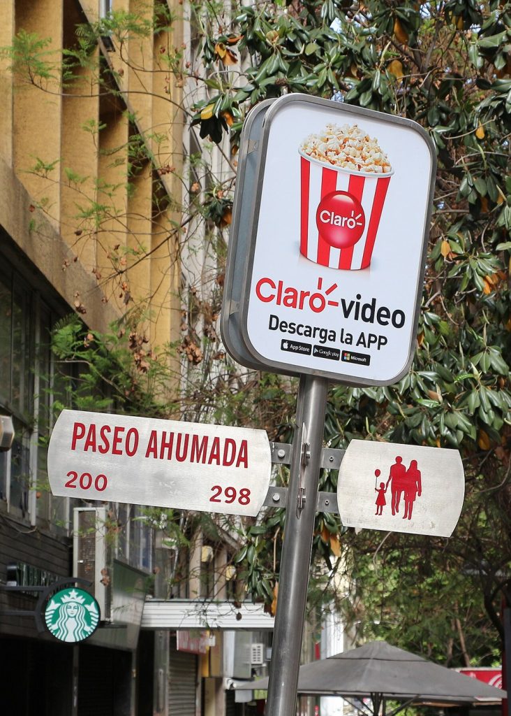 Letrero del Paseo Ahumada en Santiago de Chile