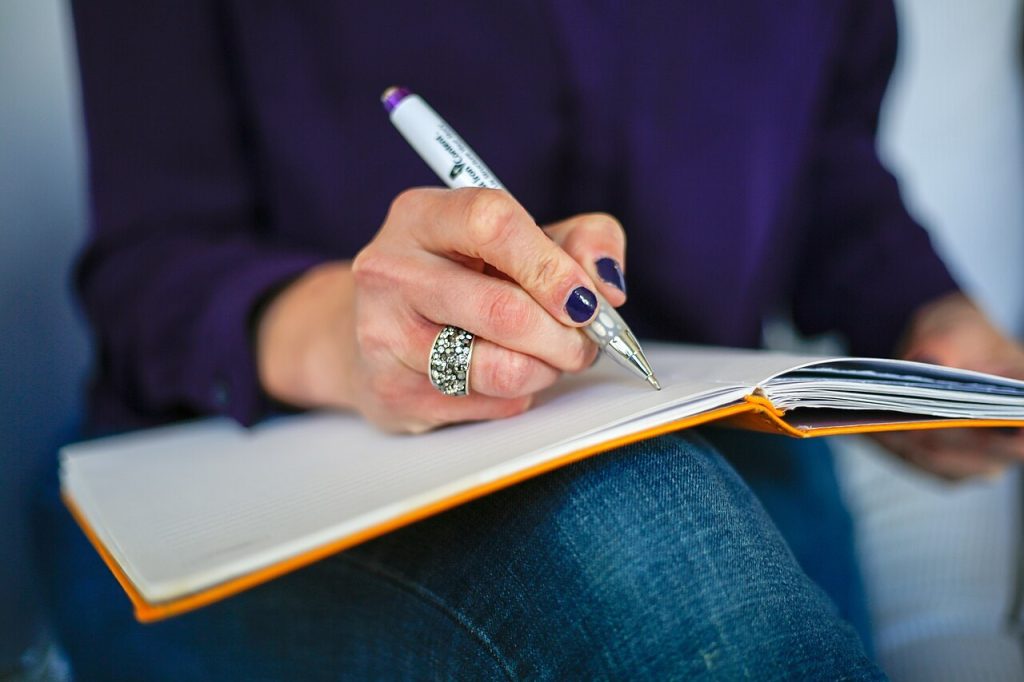 Cuaderno de notas cerrado